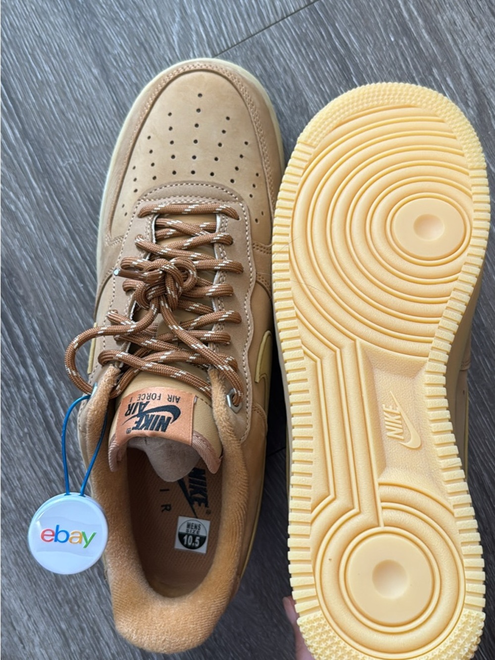 Nike Men’s Sneakers in Tan and Light Yellow